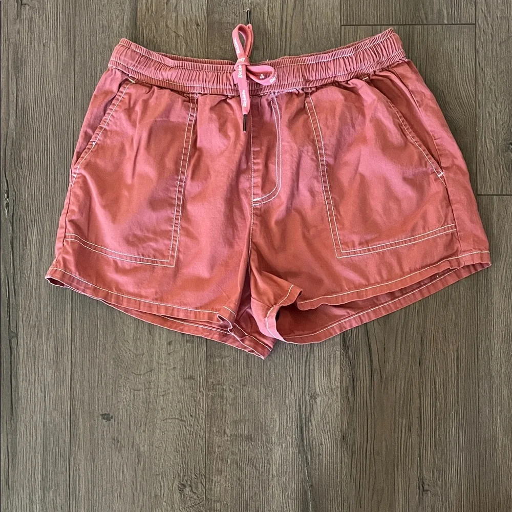 Dickies Women's Contrast Stitch Pull On Shorts.